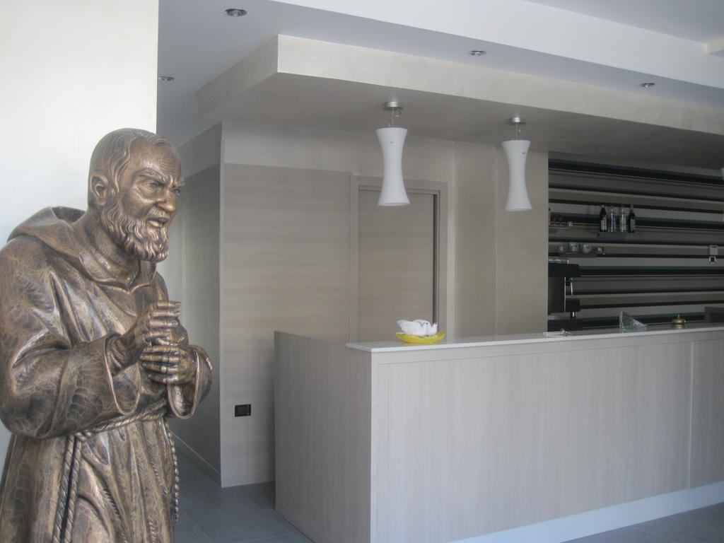Albergo Villa Bianca Σαν Τζιοβάνι Ροτόντο Εξωτερικό φωτογραφία